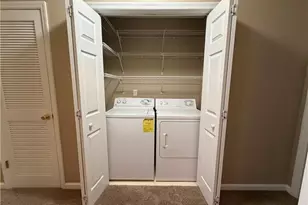 390 Bubble Creek Ct, Fayetteville, NC 28311 - Photo 10