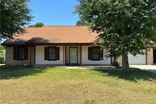 112 Thornbird Dr, Raeford, NC 28376 - Photo 1