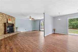 6859 Timbercroft Ln, Fayetteville, NC 28314 - Photo 10