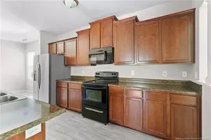 700 Heathrow Dr, Spring Lake, NC 28390 - Photo 6