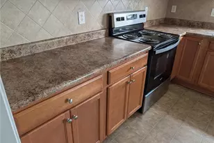 2519 Crumpler Dr, Hope Mills, NC 28348 - Photo 6
