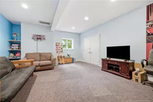 2073 Sandalwood Dr, Sanford, NC 27332 - Photo 38