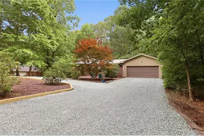 2073 Sandalwood Drive, Sanford, NC 27332 - Photo 2