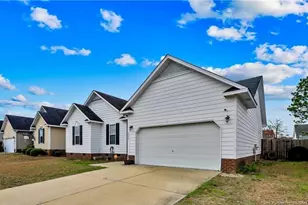 2232 Cliff Swallow Drive, Fayetteville, NC 28306 - Photo 2