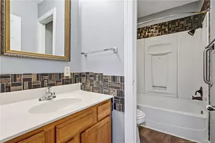 208 Judd St, Fayetteville, NC 28305 - Photo 16