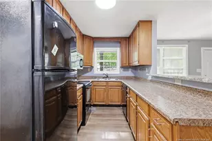 208 Judd St, Fayetteville, NC 28305 - Photo 12