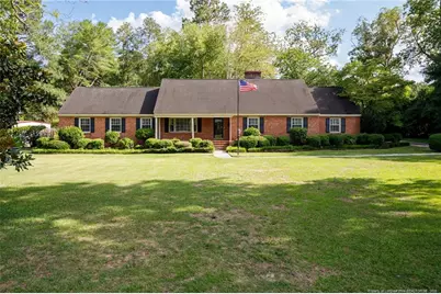 209 W Prospect Avenue, Raeford, NC 28376 - Photo 1