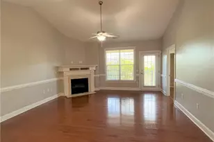 411 Gallery Dr, Spring Lake, NC 28390 - Photo 8