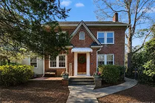207 Hillcrest Ave, Fayetteville, NC 28305 - Photo 1