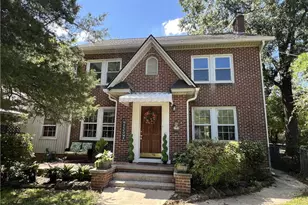 207 Hillcrest Ave, Fayetteville, NC 28305 - Photo 1