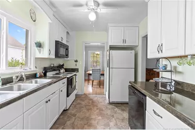 1402 Summitt Avenue, Fayetteville, NC 28305 - Photo 12