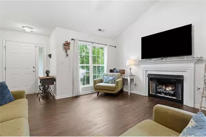 156 Kensington Way, Aberdeen, NC 28315 - Photo 10