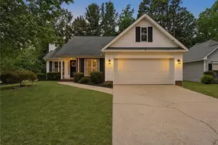 156 Kensington Wy, Aberdeen, NC 28315 - Photo 1