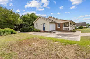 2204 Dunbar Dr, Sanford, NC 27332 - Photo 40