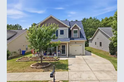 916 Bridlemine Drive, Fuquay Varina, NC 27526 - Photo 2