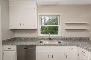 3106 Sommer Dr, Hope Mills, NC 28348 - Photo 12