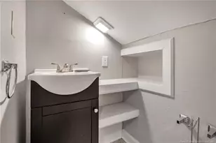 220 Bethune St, Fayetteville, NC 28305 - Photo 22