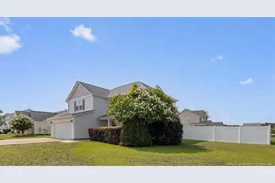 549 Bellgrove Drive, Hope Mills, NC 28348 - Photo 2