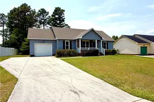 3323 Donnett Ct, Spring Lake, NC 28390 - Photo 2