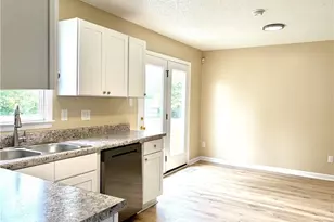 3323 Donnett Ct, Spring Lake, NC 28390 - Photo 12