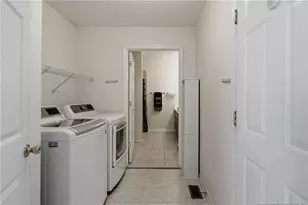 6016 Woodspring Dr, Hope Mills, NC 28348 - Photo 22