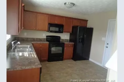 184 Roanoke Drive, Raeford, NC 28376 - Photo 4