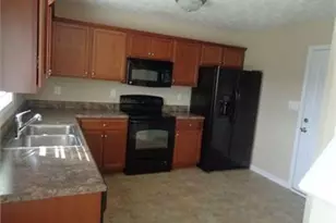 184 Roanoke Dr, Raeford, NC 28376 - Photo 4