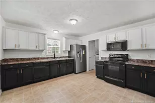 1529 Belews Creek Ln, Fayetteville, NC 28312 - Photo 12