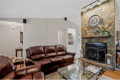 793 Bateman Court, Fayetteville, NC 28303 - Photo 10