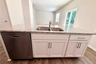 305 Robert Pl, Carthage, NC 28327 - Photo 10