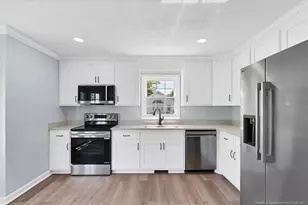 1301 E 10th St, Lumberton, NC 28358 - Photo 14