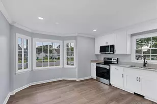 1301 E 10th St, Lumberton, NC 28358 - Photo 12
