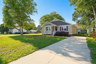 1301 E 10th St, Lumberton, NC 28358 - Photo 4