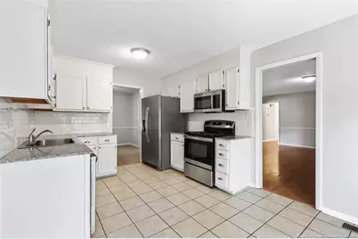 2053 Lothbury Drive, Fayetteville, NC 28304 - Photo 8