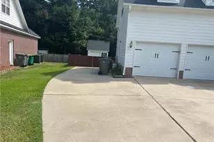 3411 Harrisburg Dr, Fayetteville, NC 28306 - Photo 2