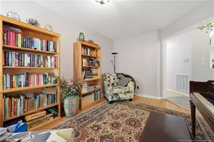 573 Broadmoor Ct, Sanford, NC 27332 - Photo 4