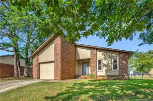 6941 Melbourne Dr, Fayetteville, NC 28314 - Photo 2