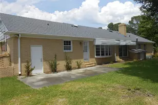 305 W 32nd St, Lumberton, NC 28358 - Photo 4