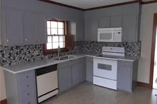 305 W 32nd St, Lumberton, NC 28358 - Photo 12