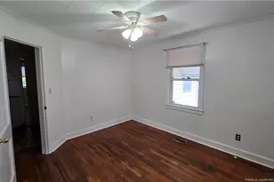 115 Mullins Ave, Fayetteville, NC 28301 - Photo 6