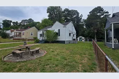 115 Mullins Avenue, Fayetteville, NC 28301 - Photo 2