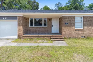 672 Walker St, Fayetteville, NC 28311 - Photo 2