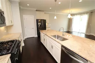 410 Boscawen Ln, Cary, NC 27519 - Photo 10