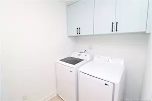 410 Boscawen Ln, Cary, NC 27519 - Photo 20