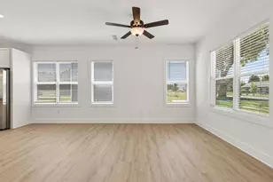 1019 E Harnett St, Dunn, NC 28334 - Photo 6