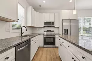 1019 E Harnett St, Dunn, NC 28334 - Photo 10