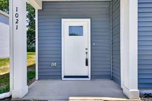 1021 E Harnett St, Dunn, NC 28334 - Photo 4