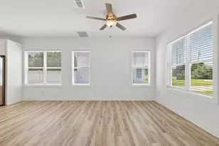 1021 E Harnett St, Dunn, NC 28334 - Photo 6