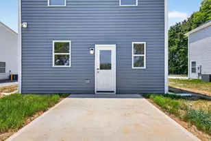 1021 E Harnett St, Dunn, NC 28334 - Photo 24