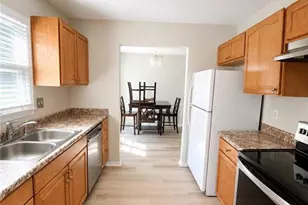 606 Glensford Dr, Fayetteville, NC 28314 - Photo 6